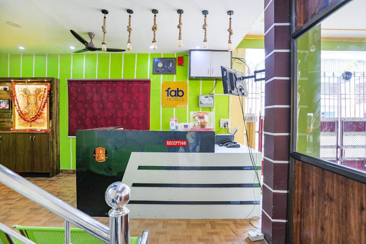 Fabhotel Shivam Palace Váránaszi Kültér fotó